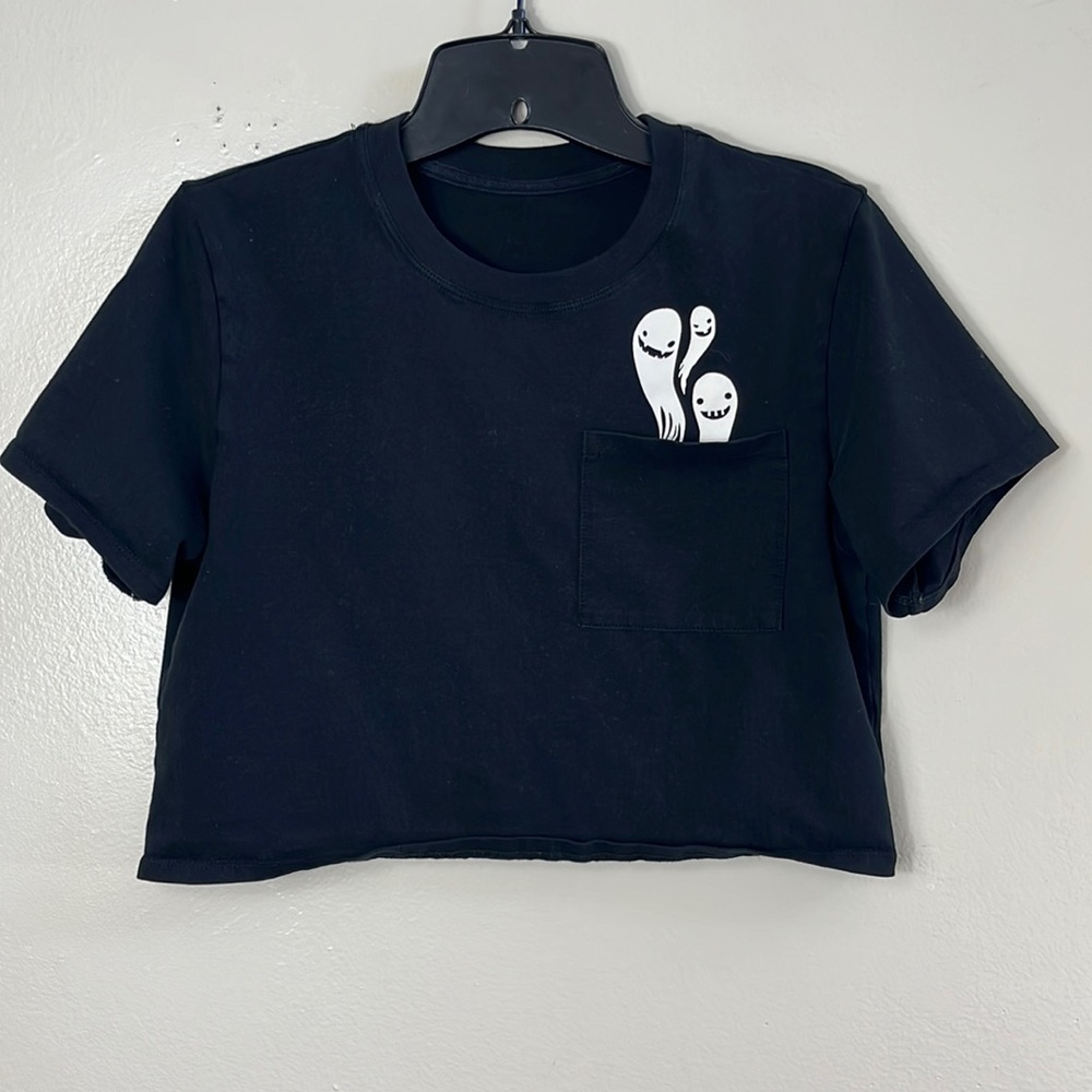 Just behavior crop top black graphic Halloween women’s size S